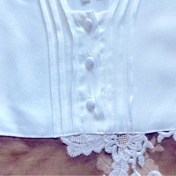 For Love & Lemons Eva Midi Dress in White
Small - Picture 6 of 8